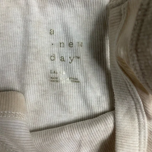🎁a new day Beige Tie-Dye Tank Top - Picture 2 of 2
